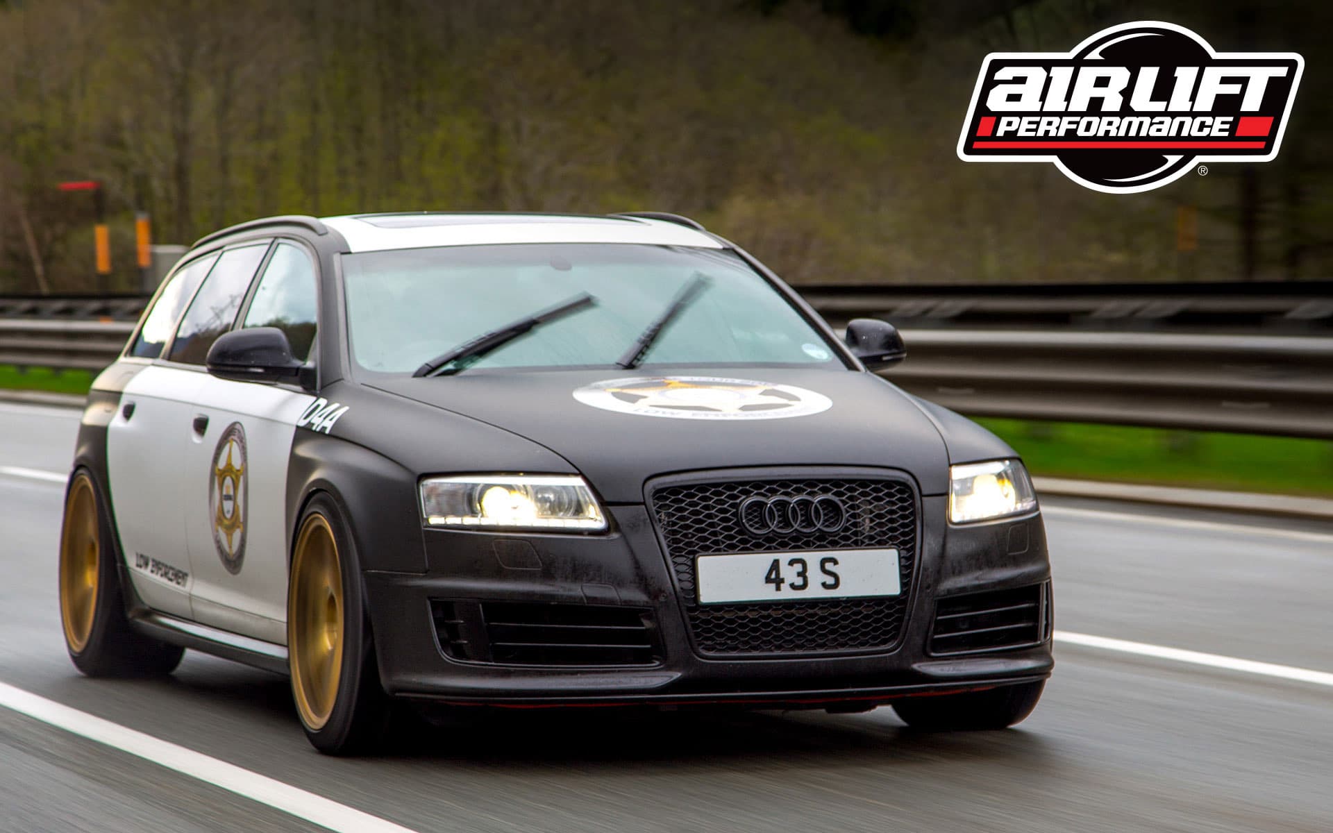 Design4 Automotive 'Low Enforcement' Police Audi RS6 on Air Lift Performance