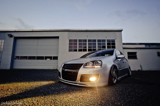 Air Lift Performance VW GTI